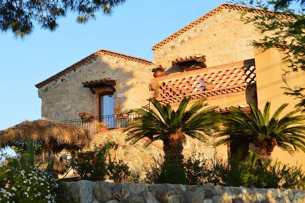 Villa Quiete Spadafora 2*,