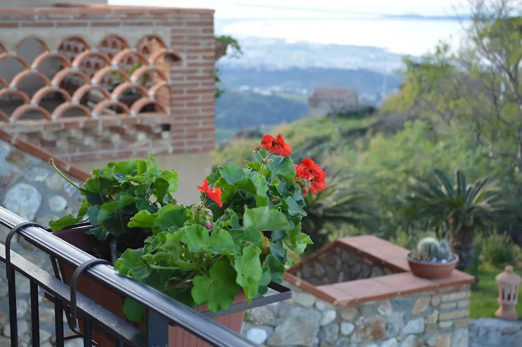 Villa Quiete Spadafora 2*,  Italy